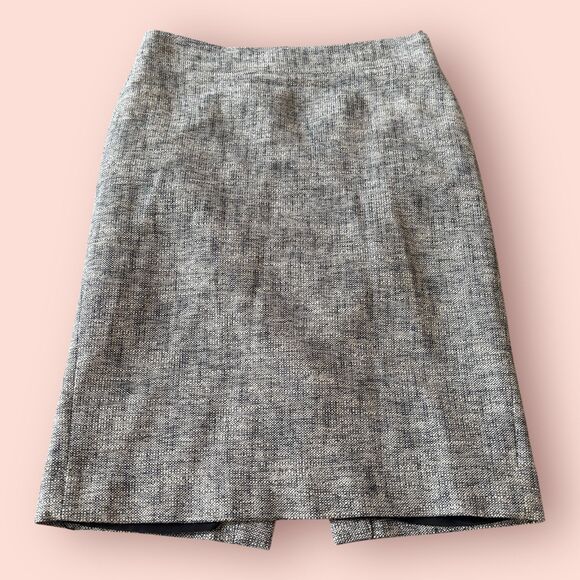 J.CREW Dresses & Skirts - J.CREW Tweed Midi Pencil Skirt Women's Size 8 Gray Heather Lined Vented Back Zip